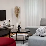 Spacious 2Br Apartment In Marina Crown